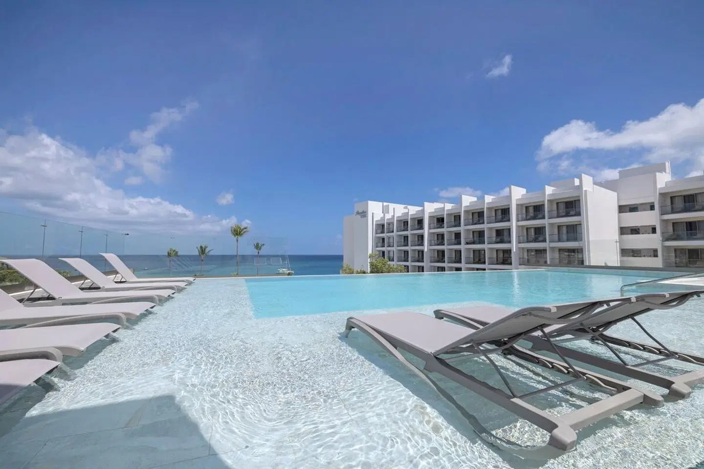 Royalton Vessence Barbados, an Autograph Collection All-Inclusive Resort - Adult-Oriented OUTDOOR_POOL