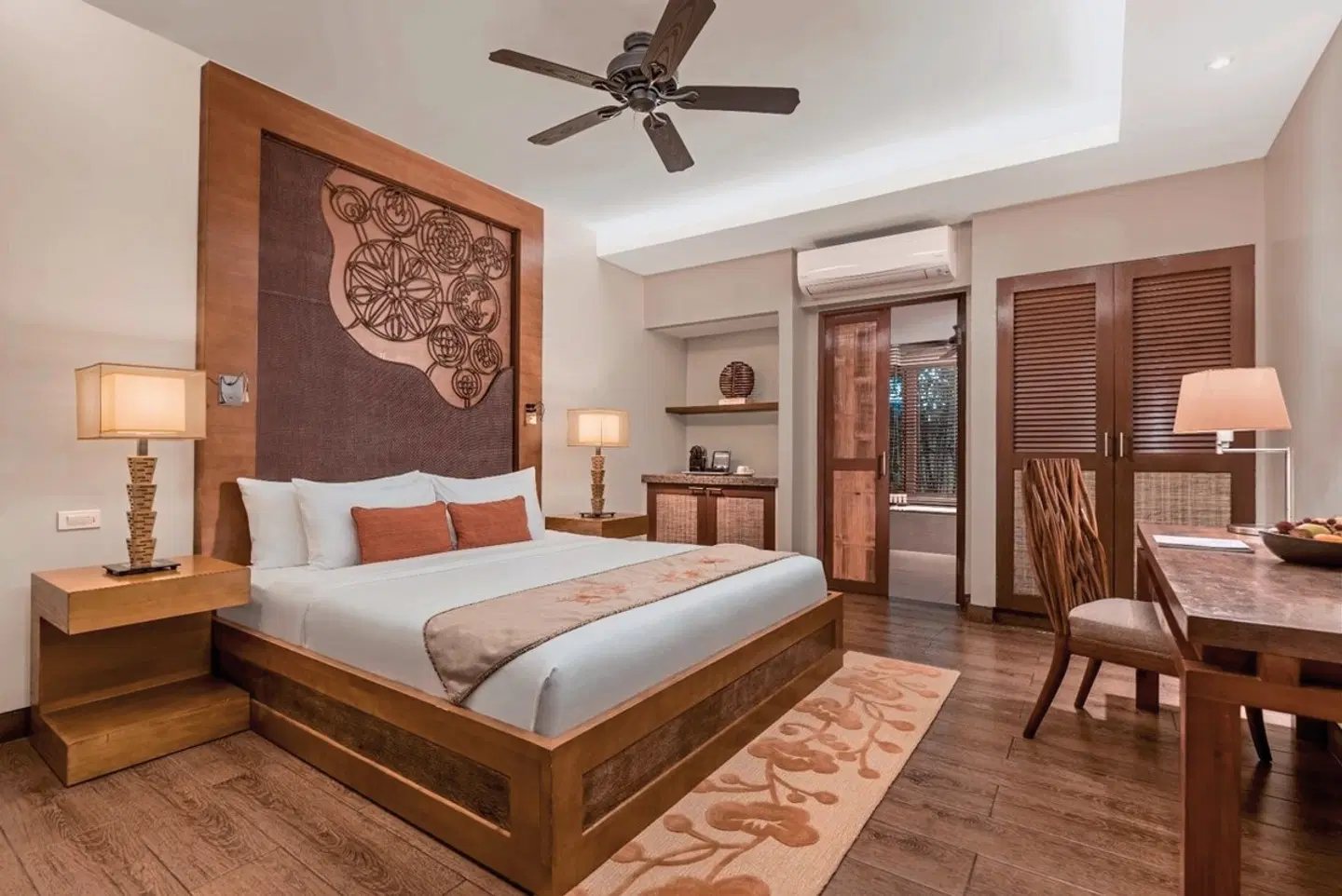 Crimson Resort & Spa Mactan ROOM_EXAMPLE
