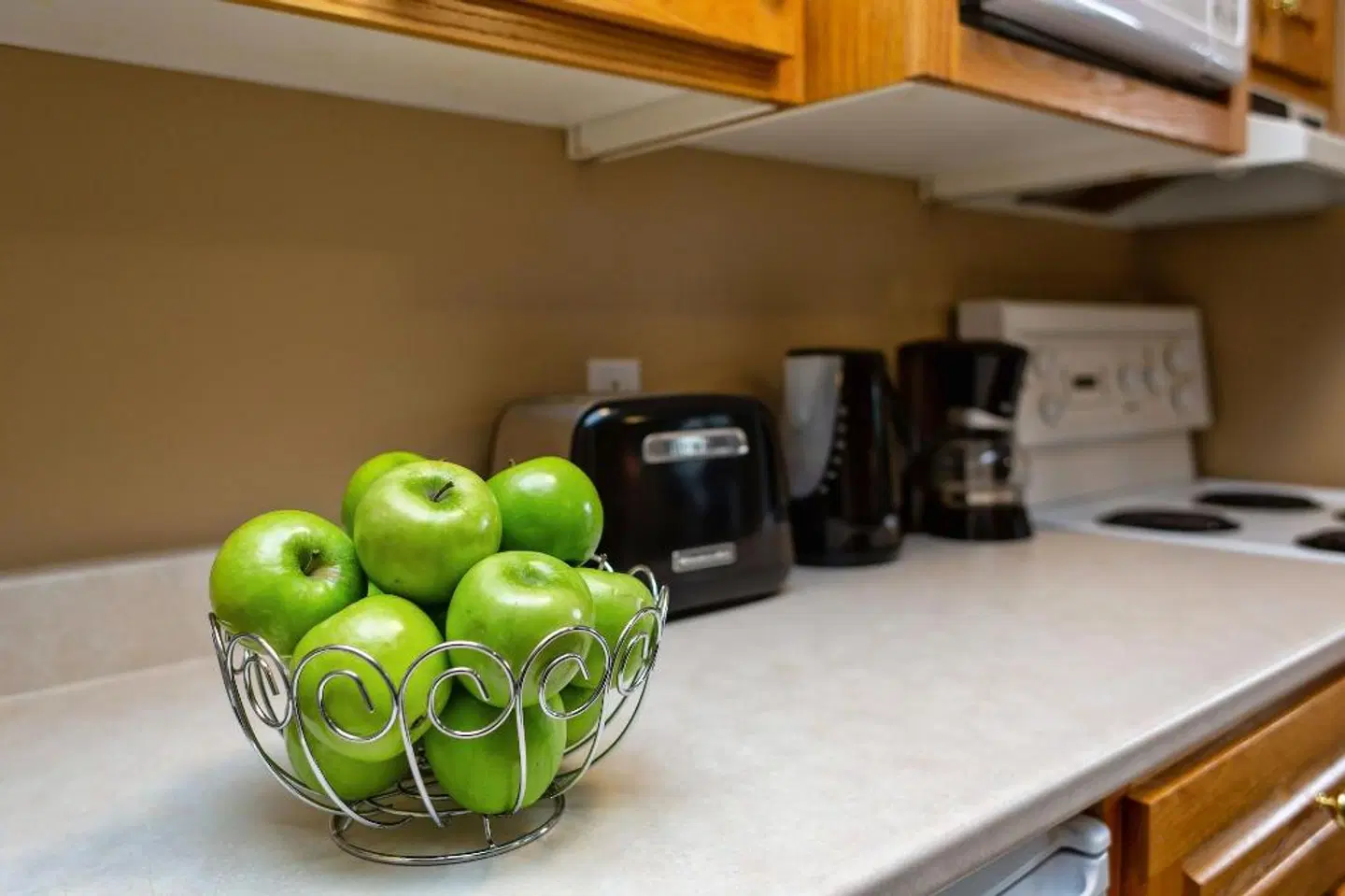 Royal Inn & Suites HEALTH_BEAUTY
