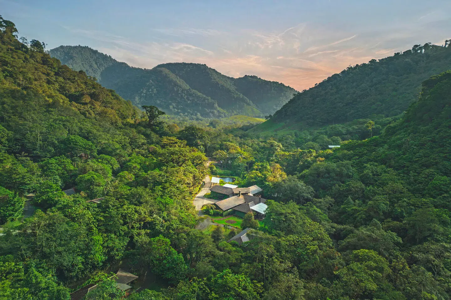 El Silencio Lodge & Spa LANDSCAPE