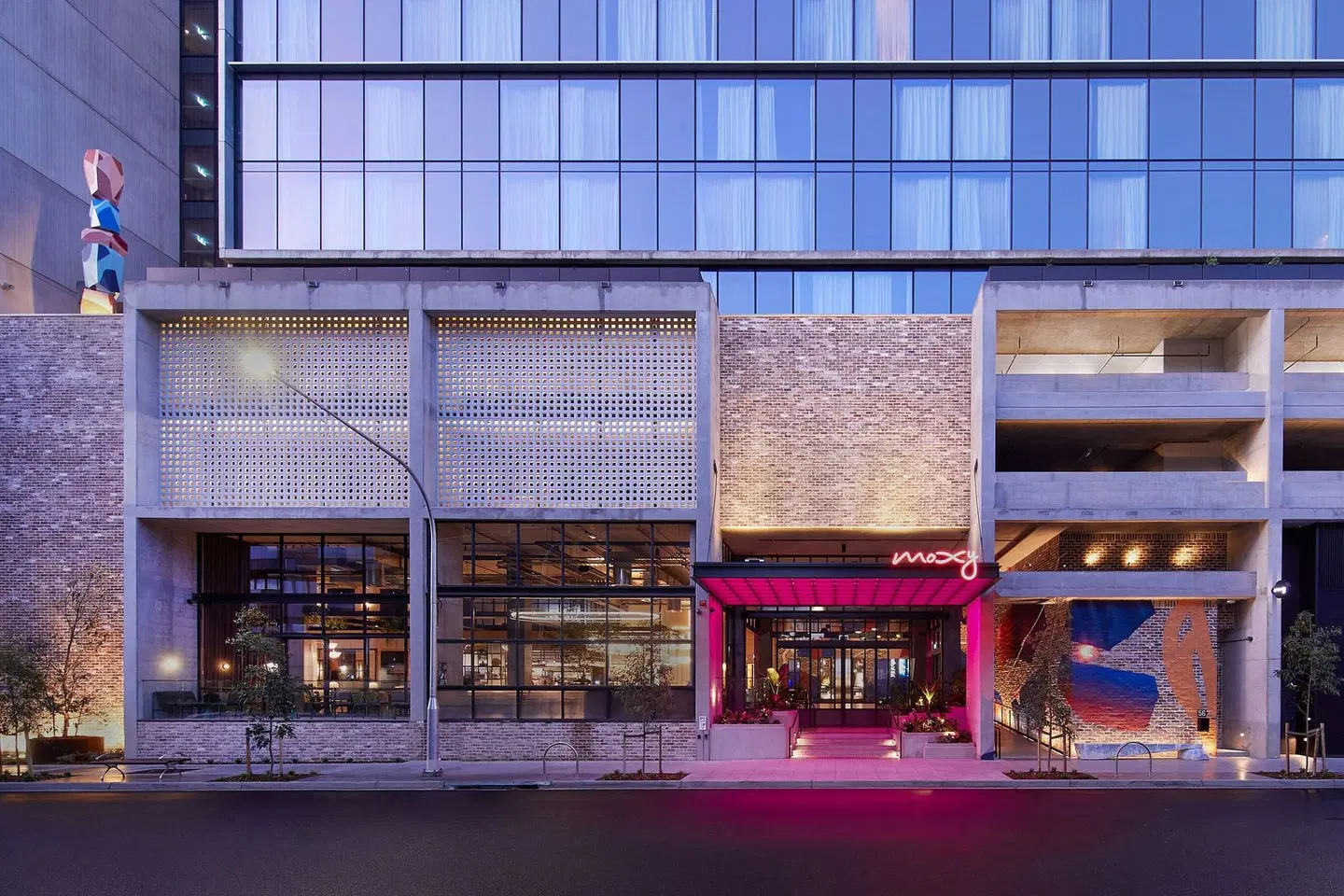 Moxy Sydney Airport EXTERIOR