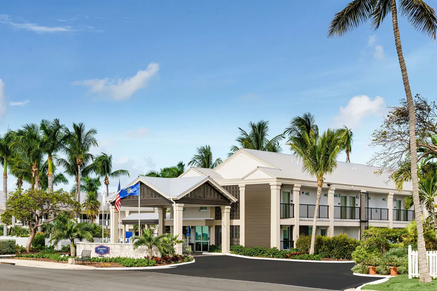 Hampton Inn Key West EXTERIOR