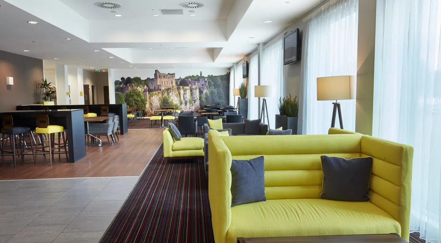 T' Magor LOUNGE_LOBBY