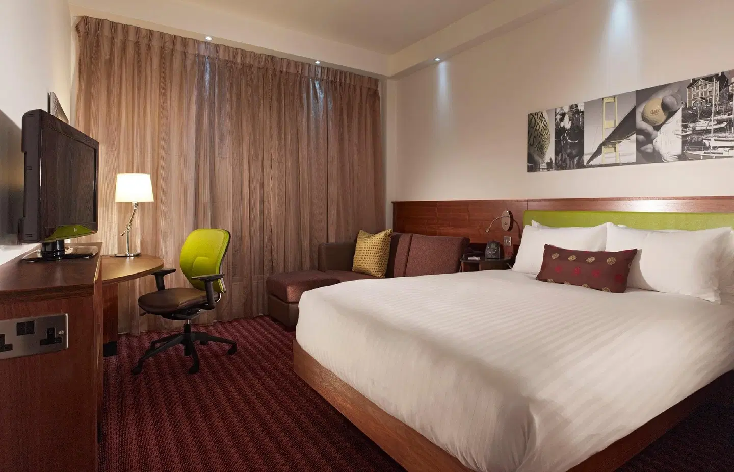 T' Magor ROOM_EXAMPLE