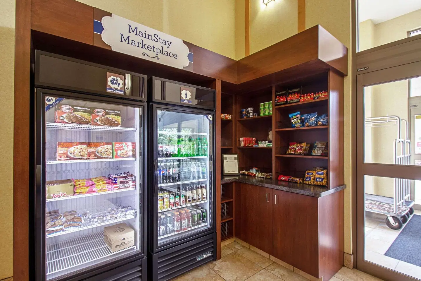 Sleep Inn & Suites Madison Bar