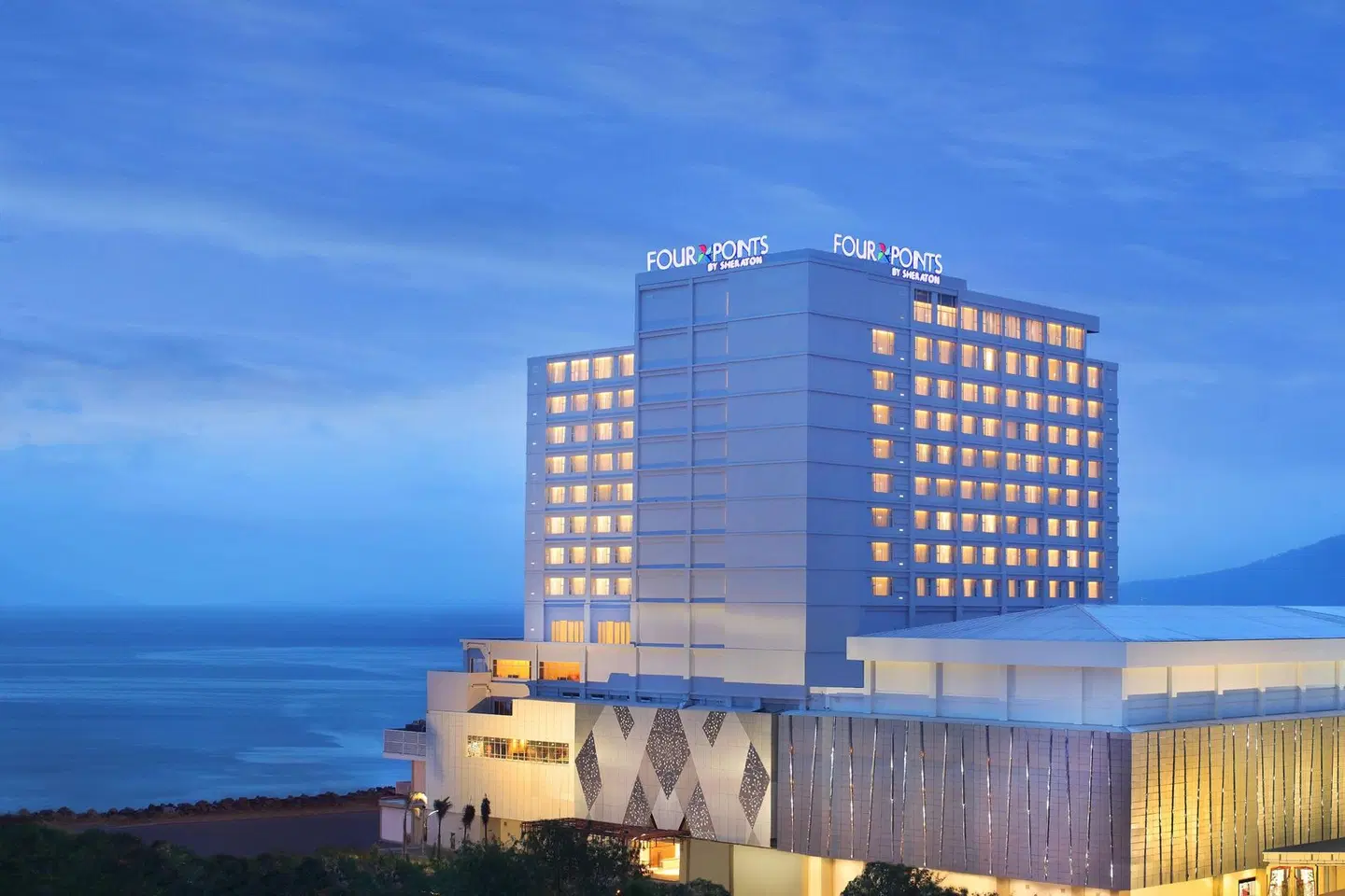 Four Points by Sheraton Manado EXTERIOR