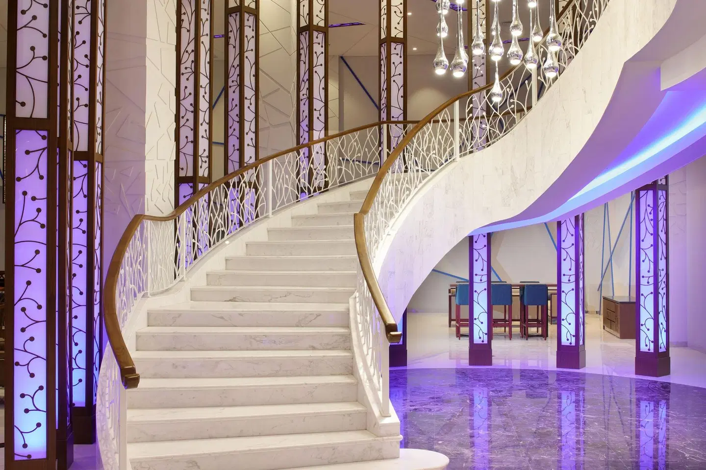 Four Points by Sheraton Manado LOUNGE_LOBBY