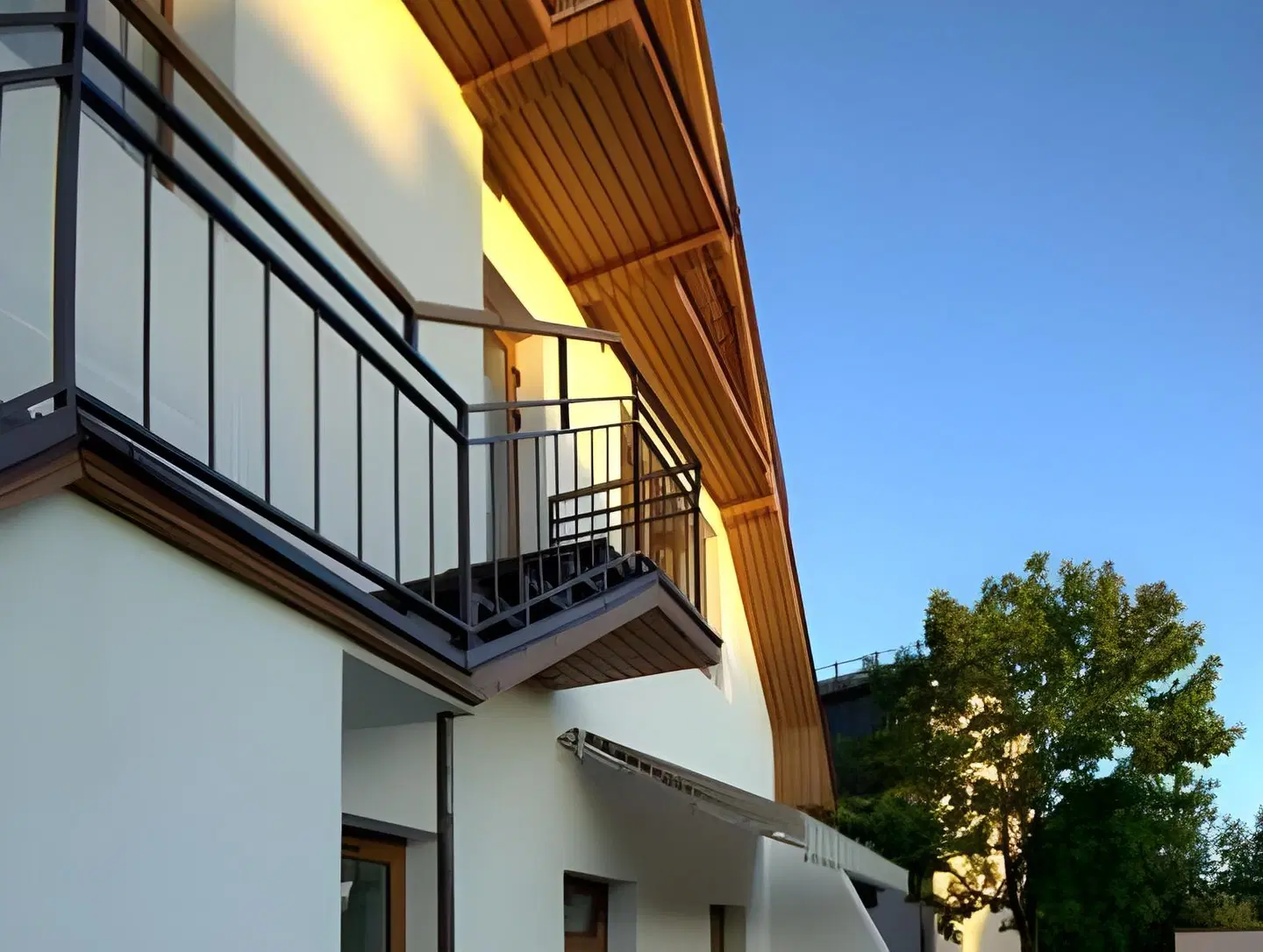 Draug' namai EXTERIOR