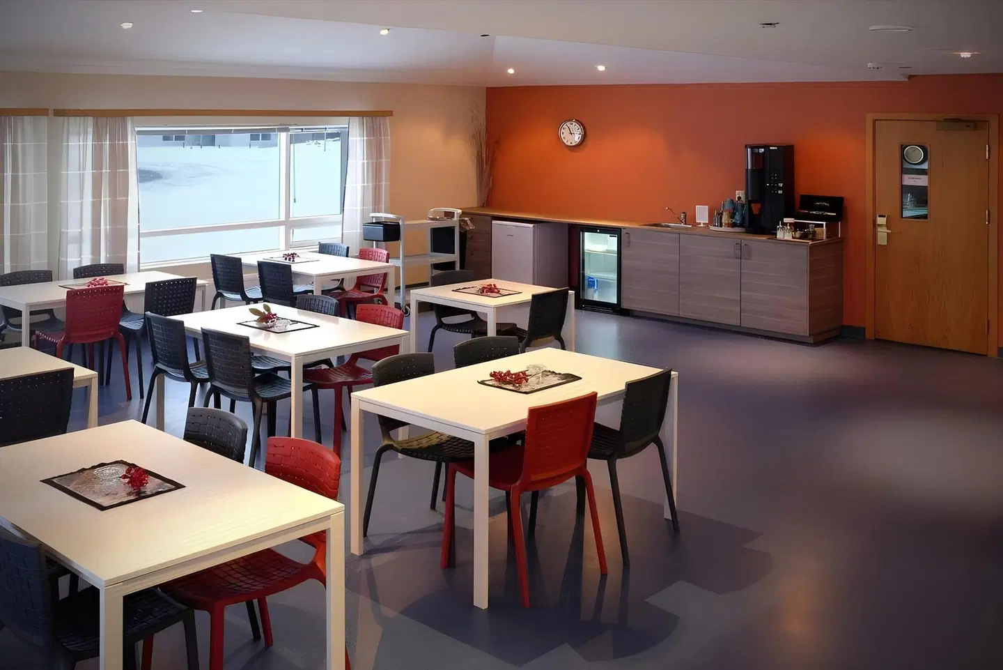 Start Hostel Restaurant