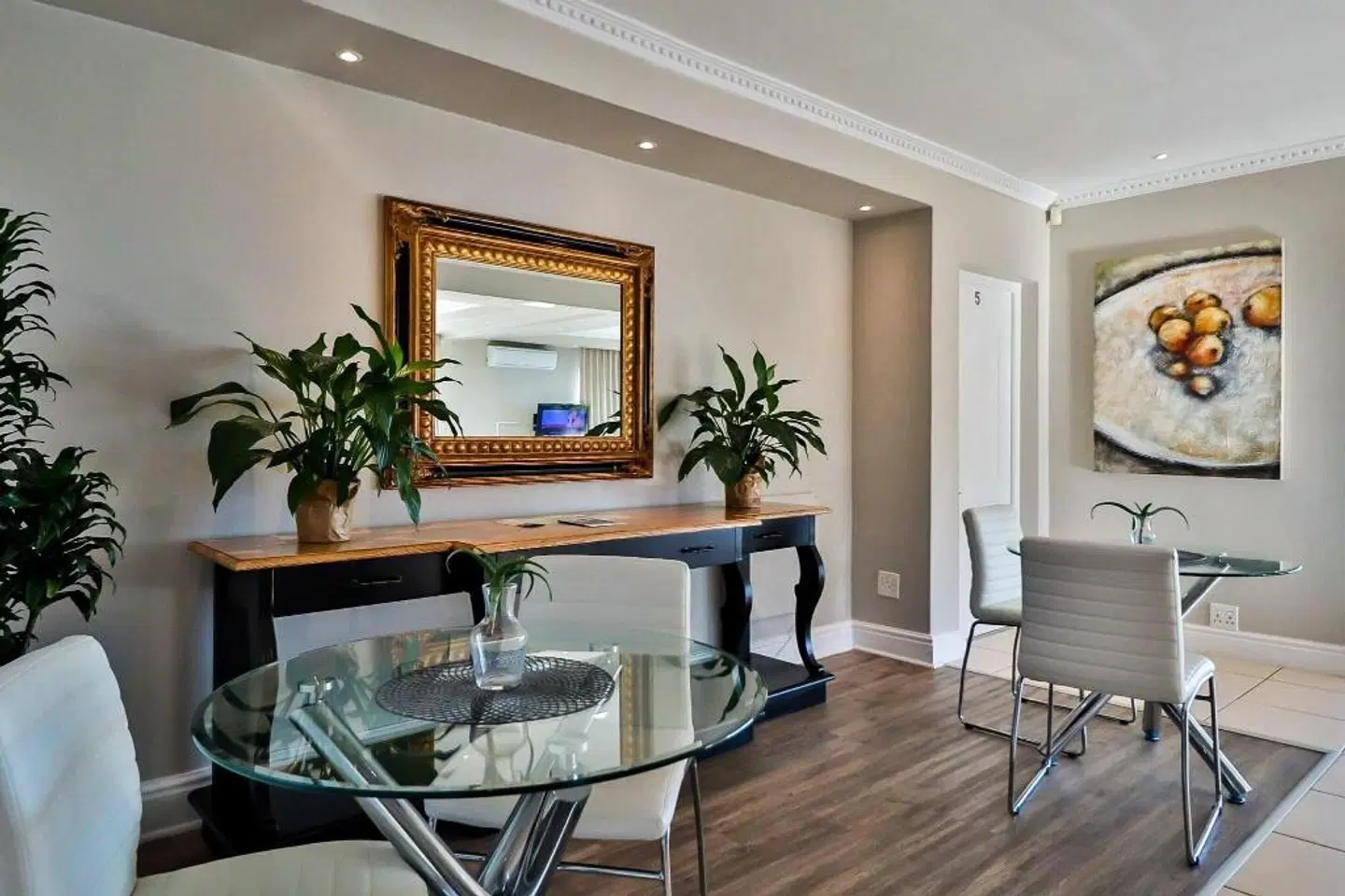 Hermanus Beachfront Lodge ROOM_EXAMPLE