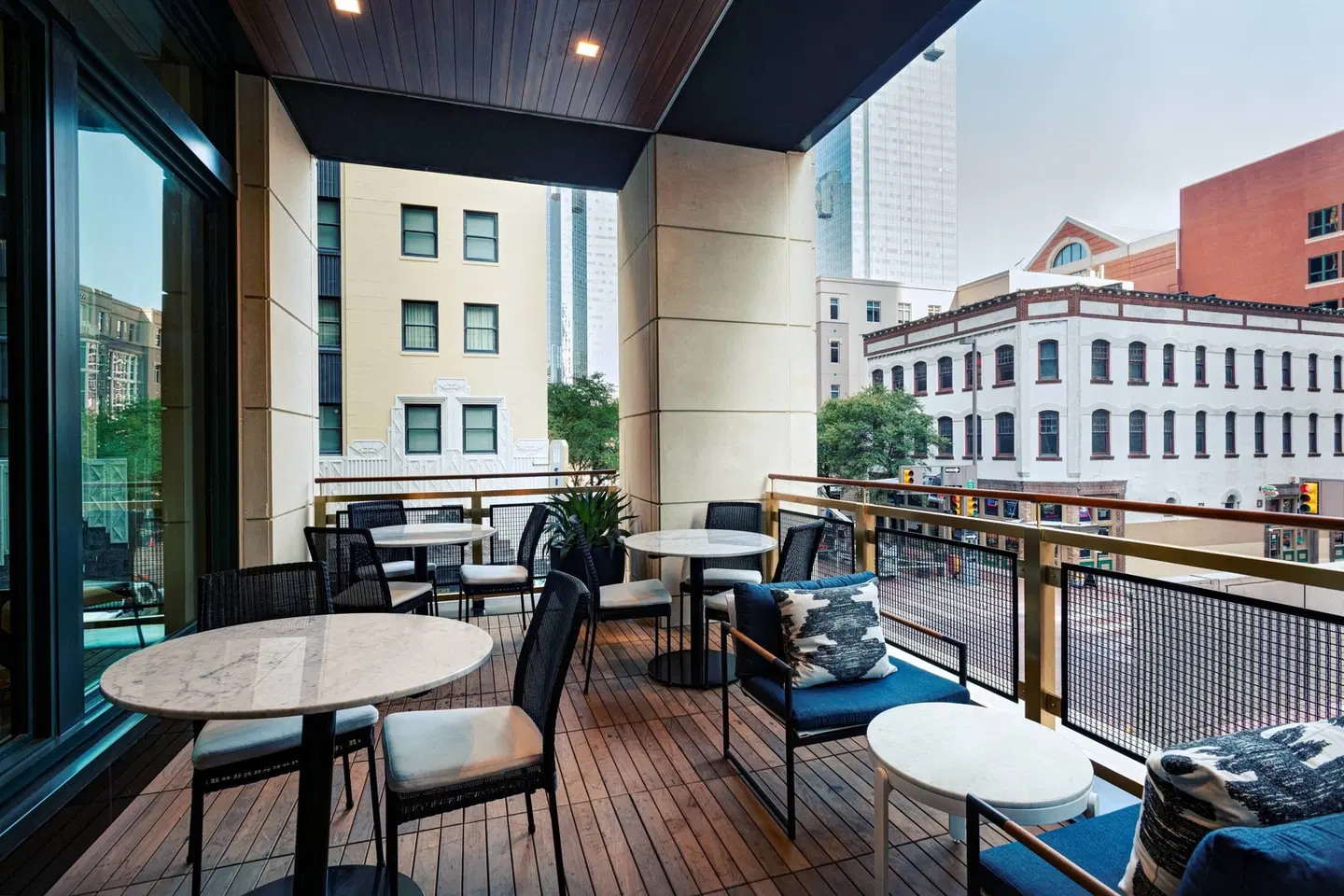 AC Hotel by Marriott Fort Worth Downtown Bar