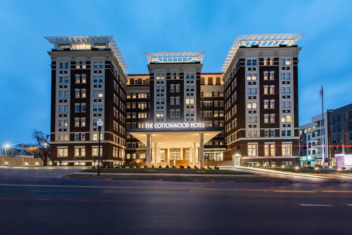 Kimpton Cottonwood EXTERIOR