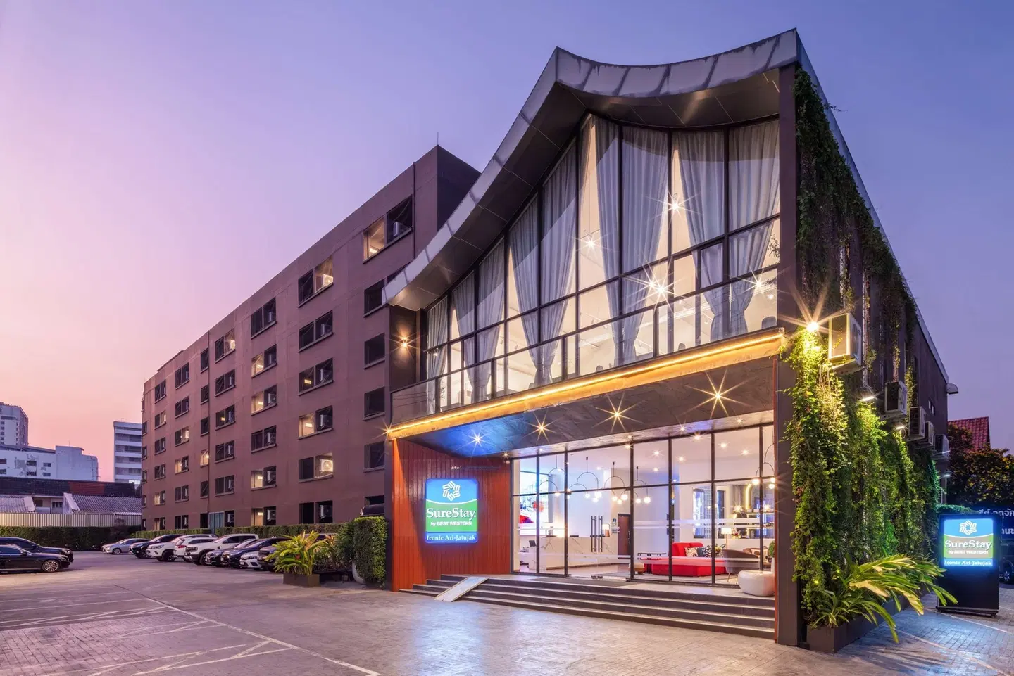 SureStay By Best Western Iconic Ari Jatujak EXTERIOR