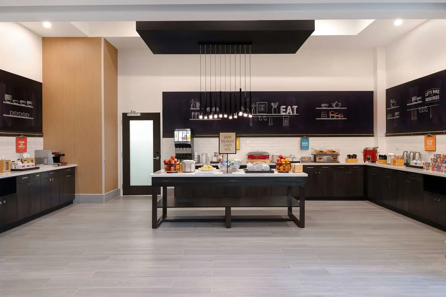 Hampton Inn & Suites by Hilton Burlington Toronto Bar