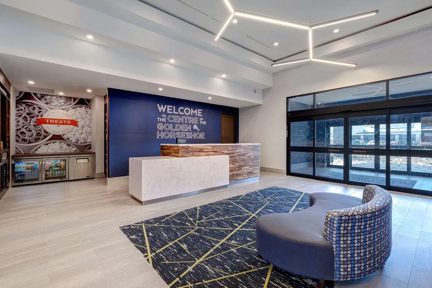 Hampton Inn & Suites by Hilton Burlington Toronto LOUNGE_LOBBY