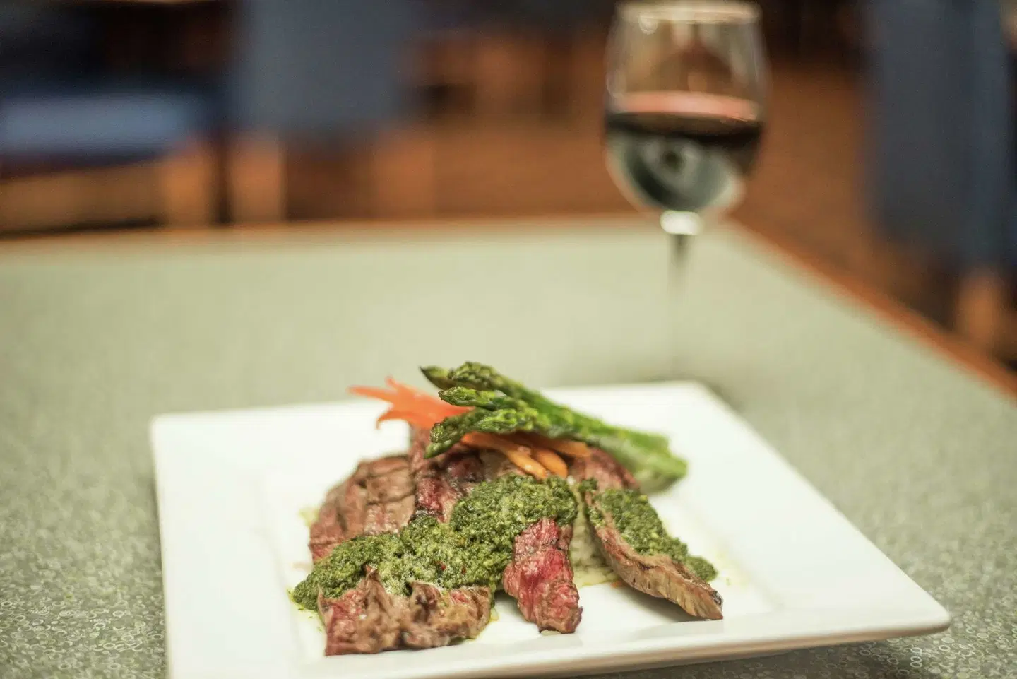 DoubleTree by Hilton Holland Restaurant