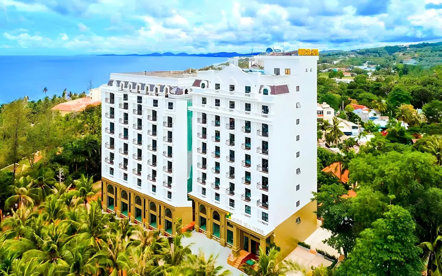 NIGHT SEA HOTEL EXTERIOR