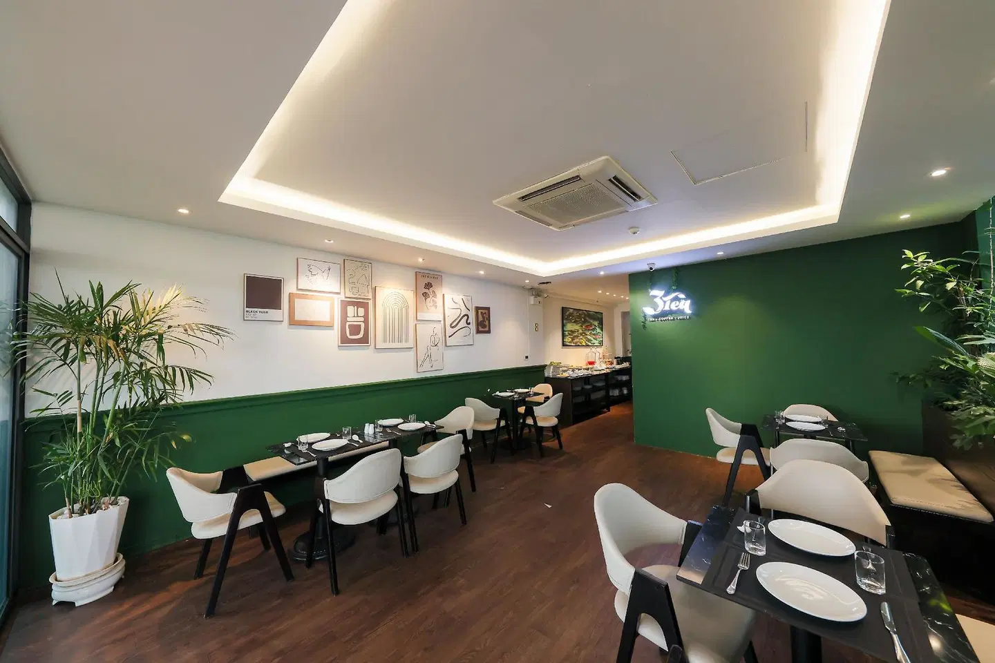 3T Hotel & Travel Restaurant