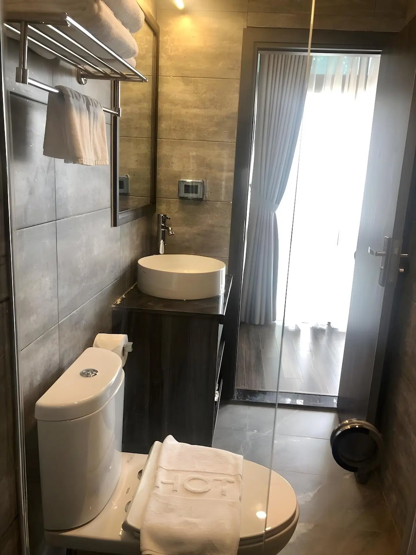 3T Hotel & Travel Badezimmer