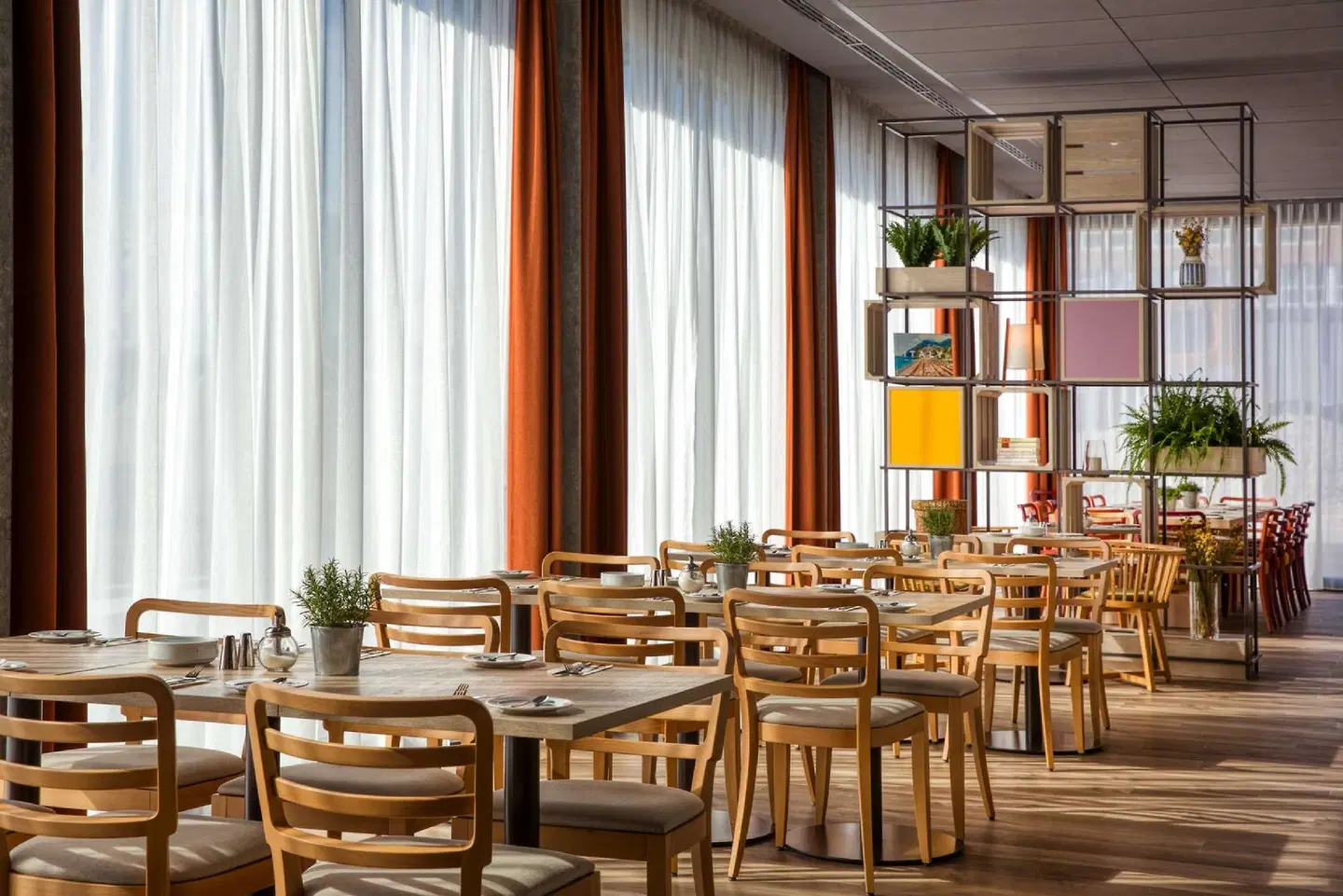 IntercityHotel Zuerich Airport Restaurant