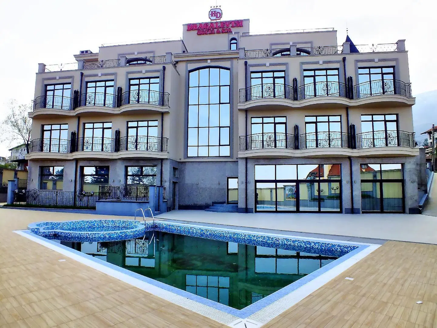 Dragalevtsi EXTERIOR