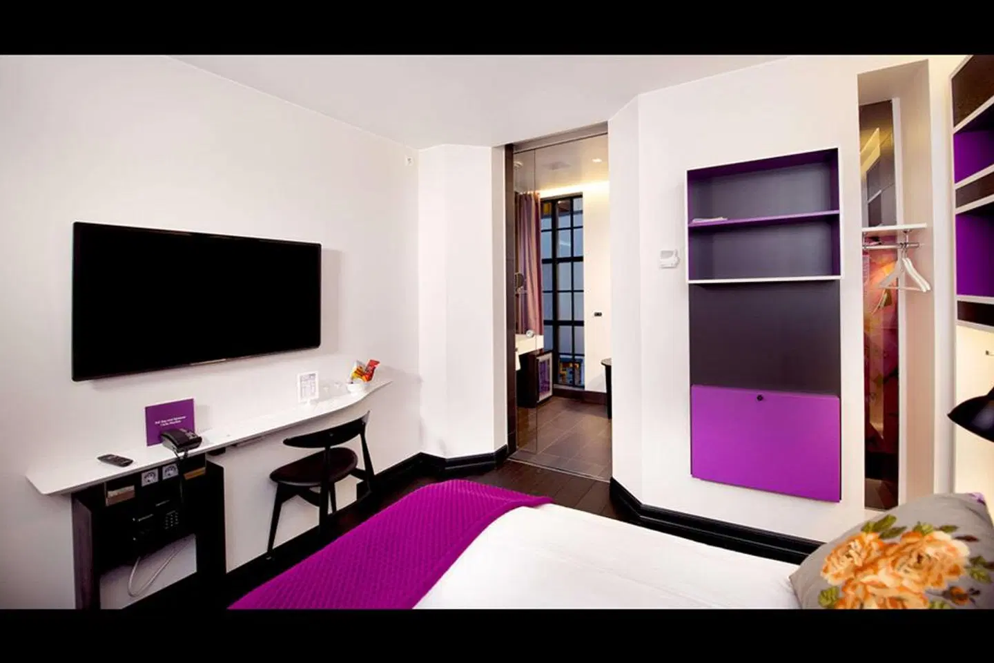Clarion Collection Hotel No 13 ROOM_EXAMPLE