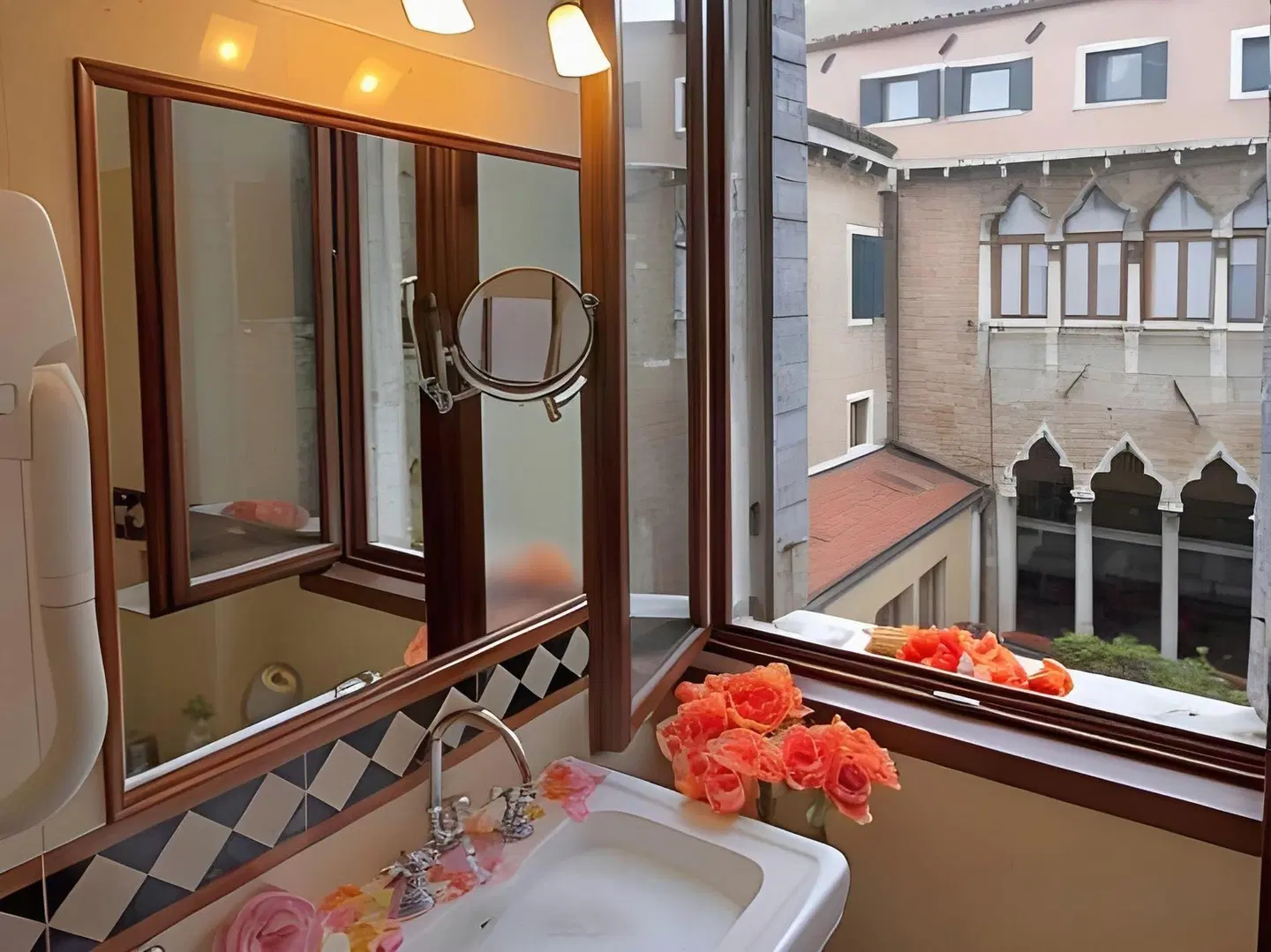 Al Ponte Dei Sospiri HEALTH_BEAUTY