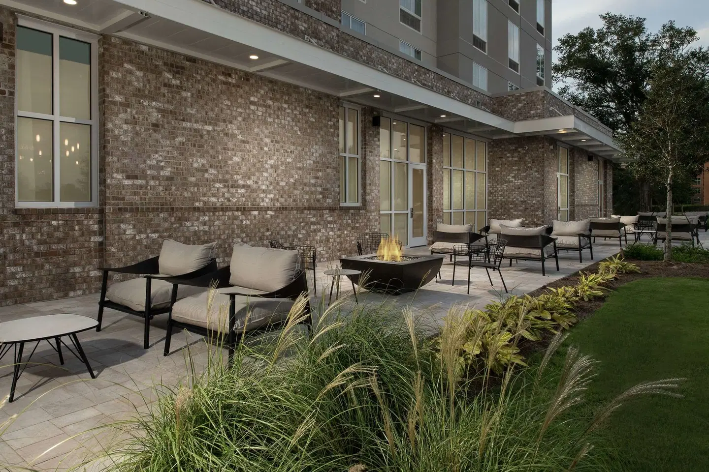 Hilton Garden Inn Pensacola Downtown Tiere