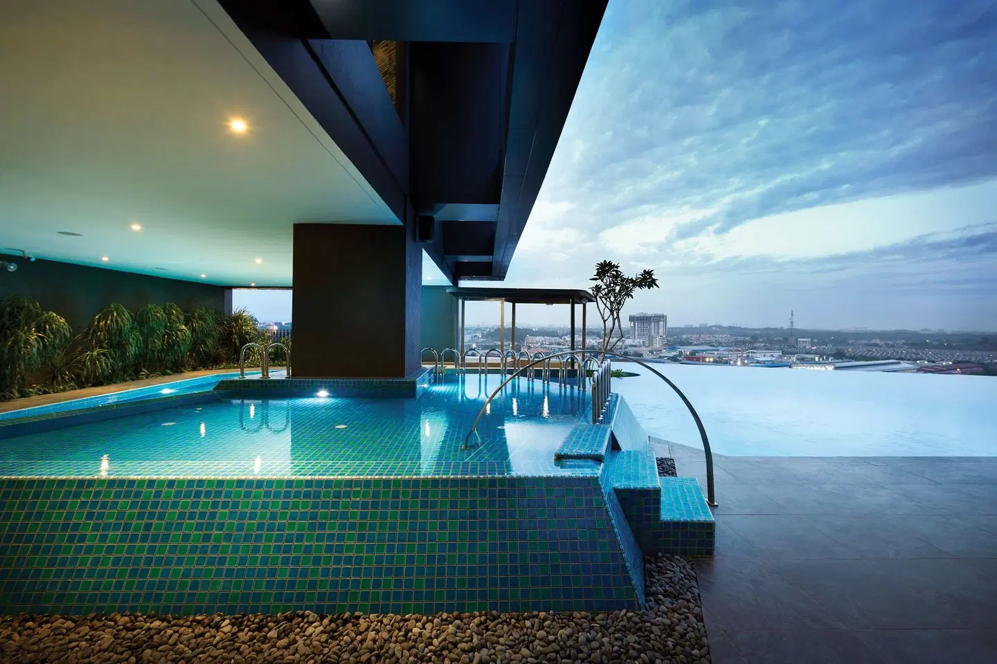 DoubleTree by Hilton Shah Alam i-City HEALTH_BEAUTY