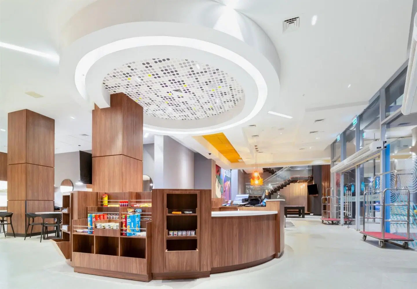 Tru By Hilton Chillan Ferrat LOUNGE_LOBBY