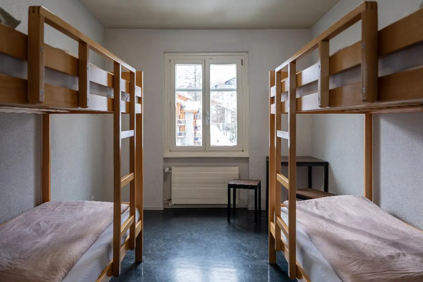 Zermatt Youth Hostel ROOM_EXAMPLE