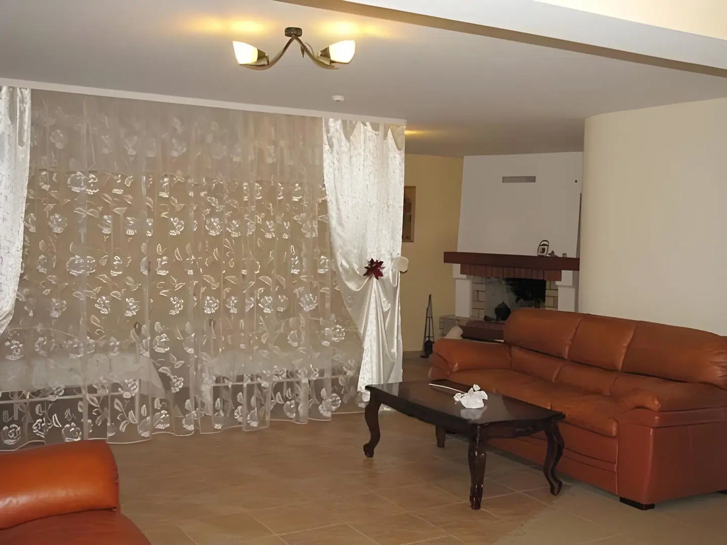 Baltas Namas ROOM_EXAMPLE