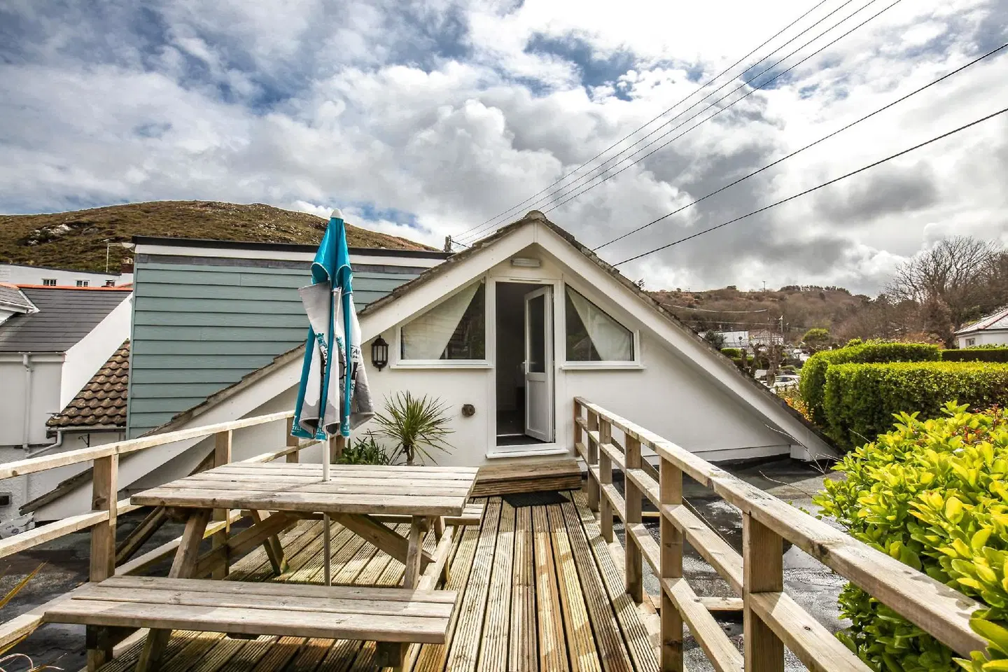 Driftwood Spars EXTERIOR