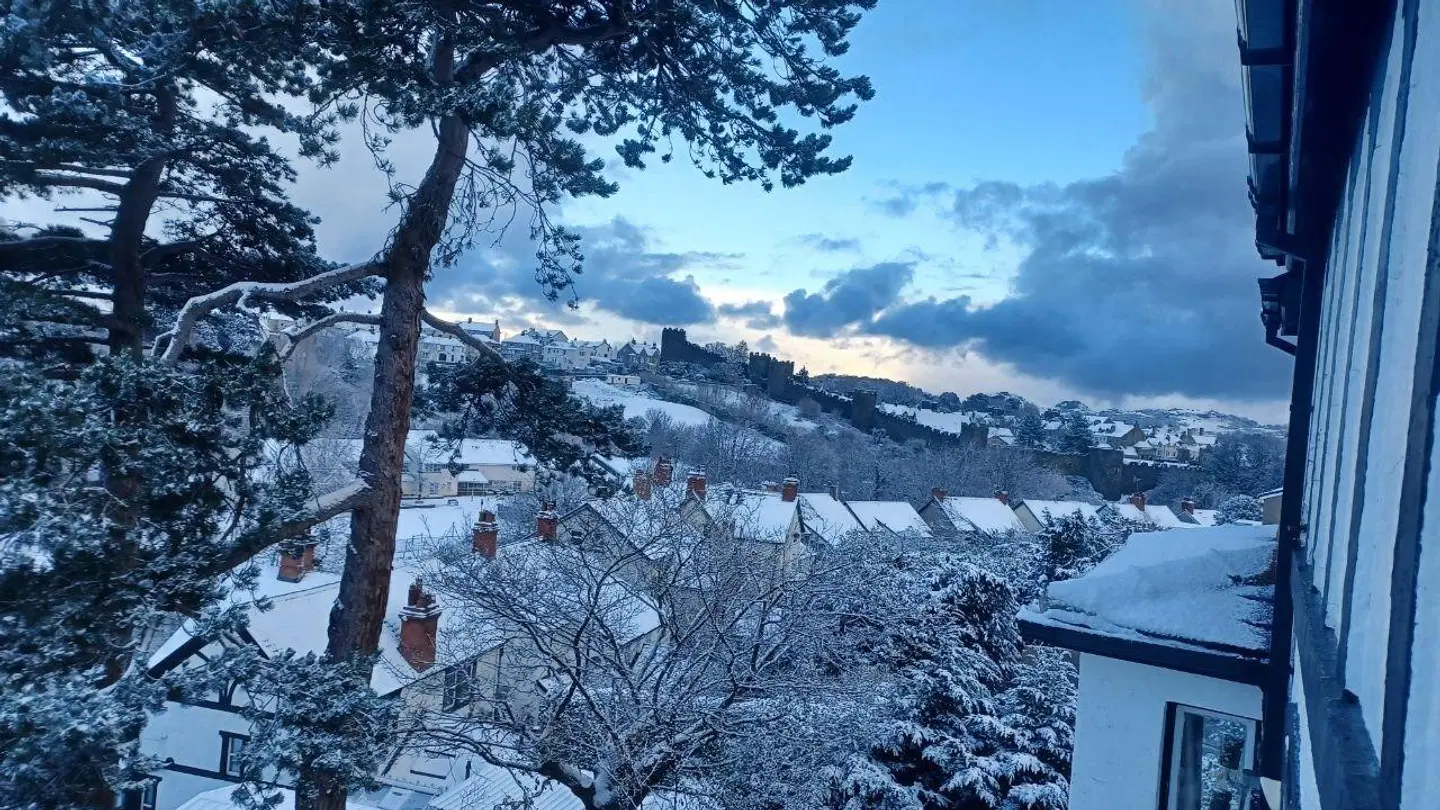 Glan Heulog Guest House LANDSCAPE