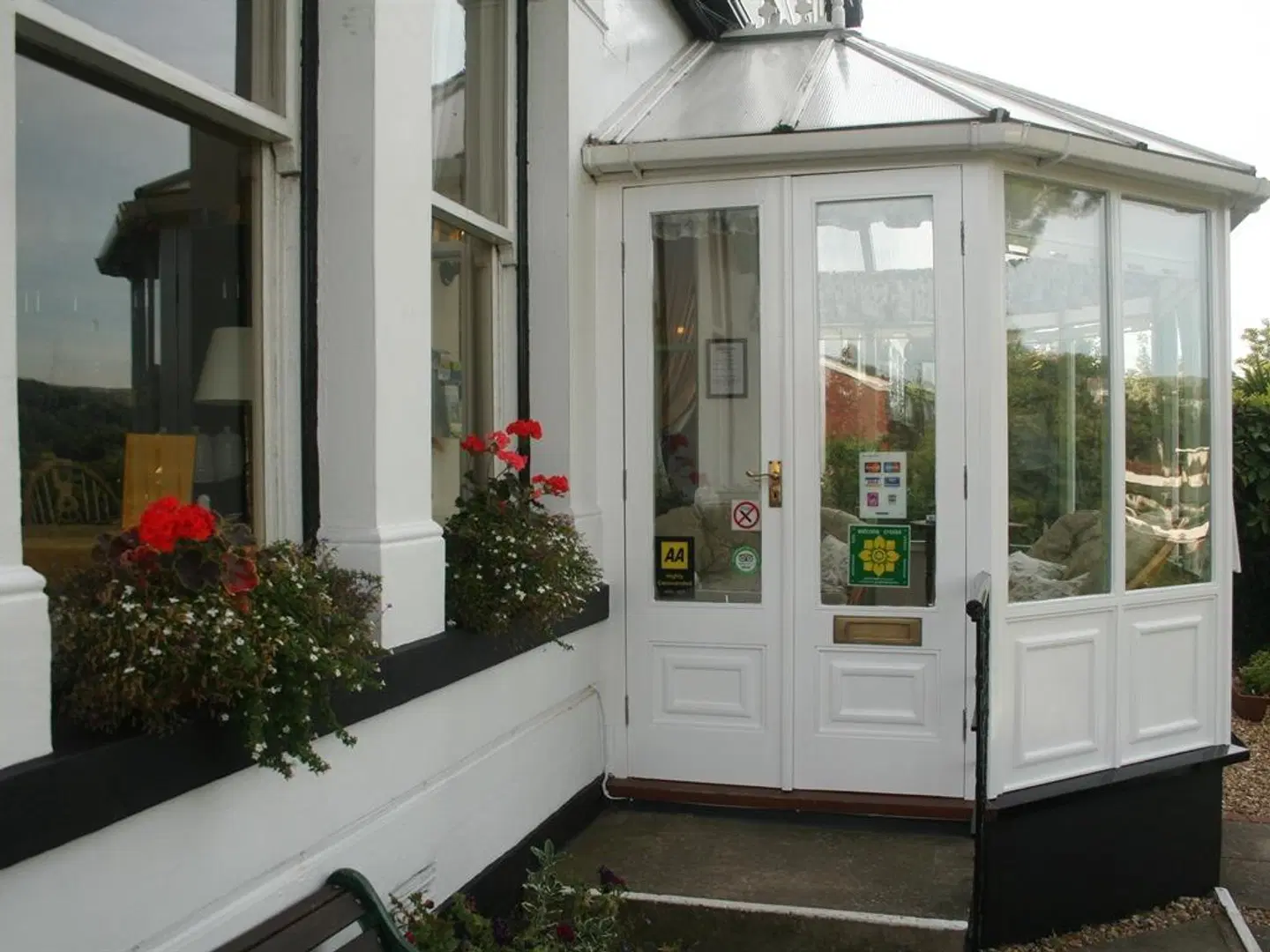 Glan Heulog Guest House EXTERIOR