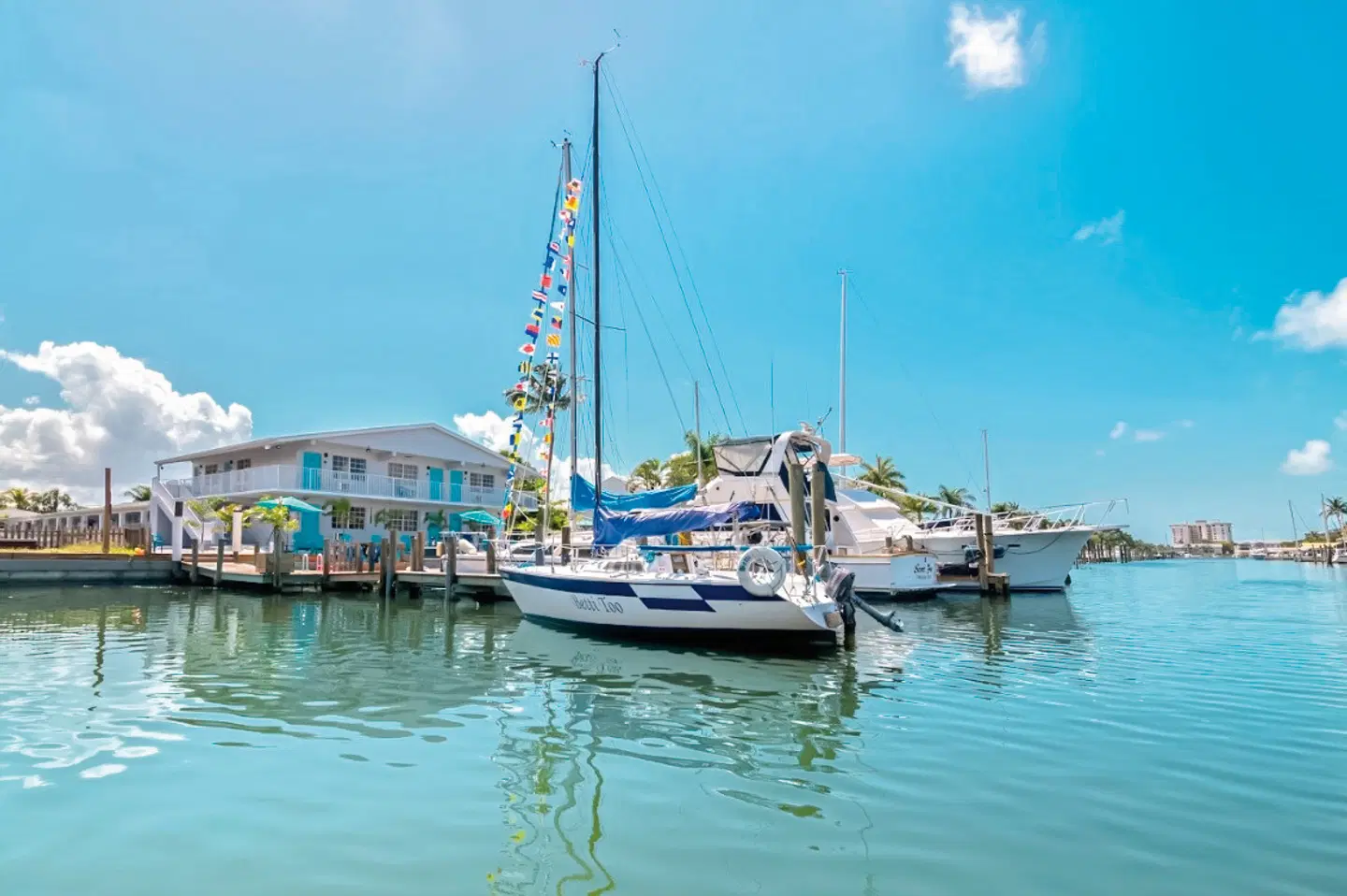 Latitude 26 Waterfront Boutique Resort EXTERIOR