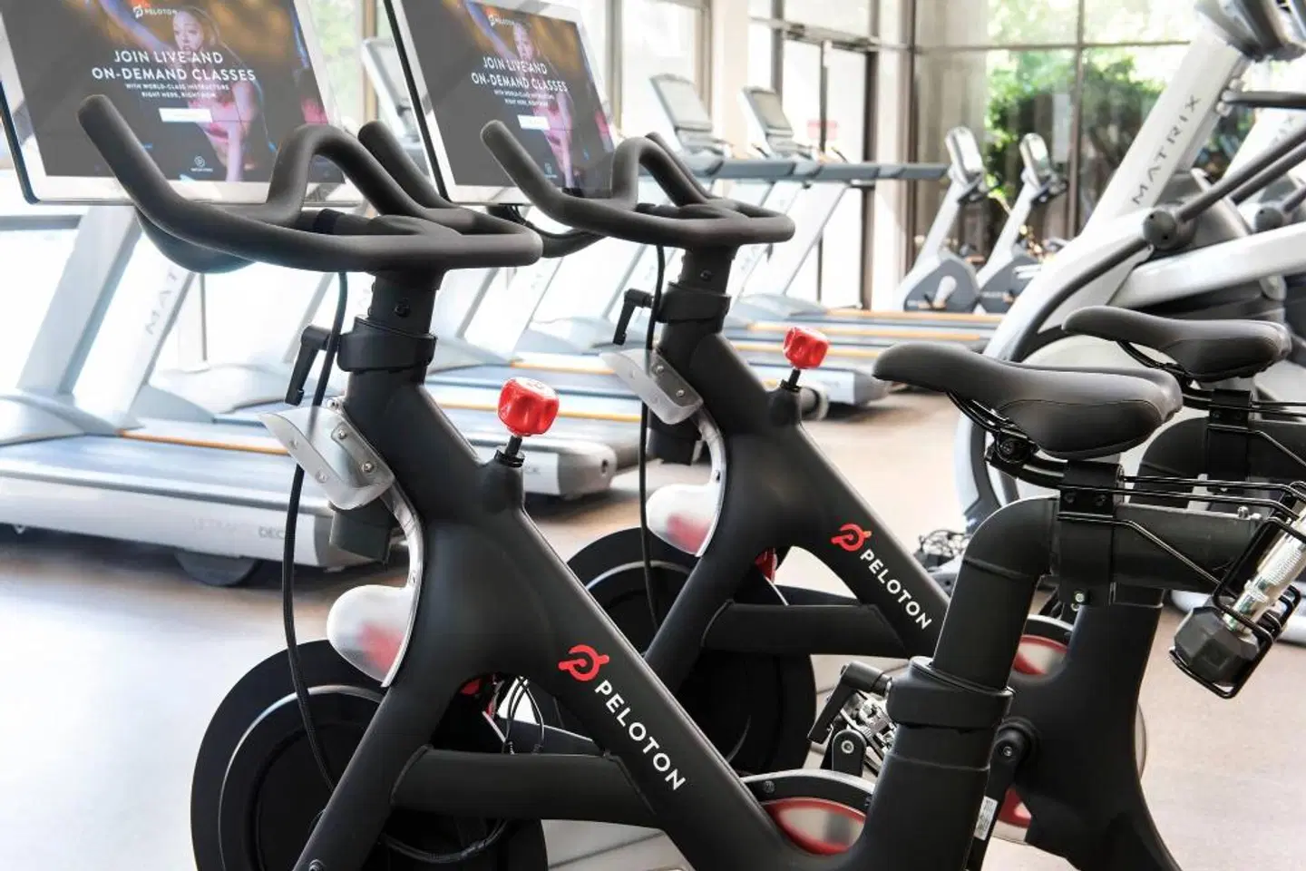 Bethesda Marriott SPORTS_AND_LEISURE