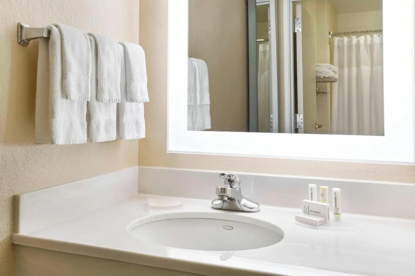 SpringHill Suites by Marriott Edgewood Aberdeen Badezimmer