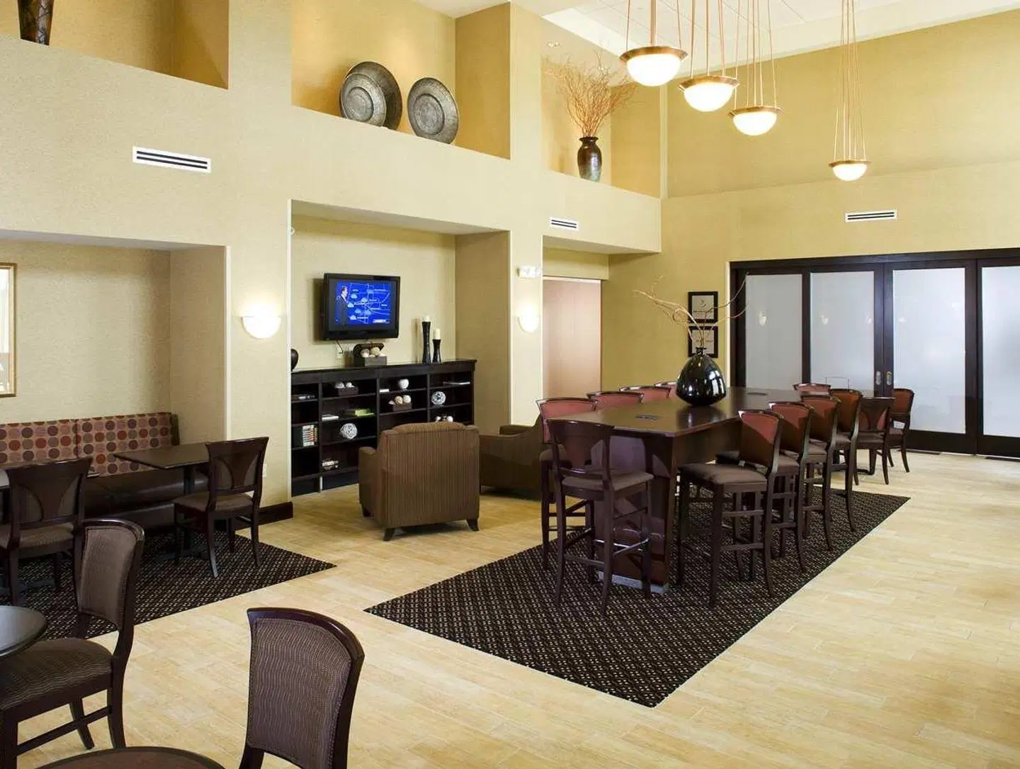 Hampton Inn & Suites Rochester-North LOUNGE_LOBBY