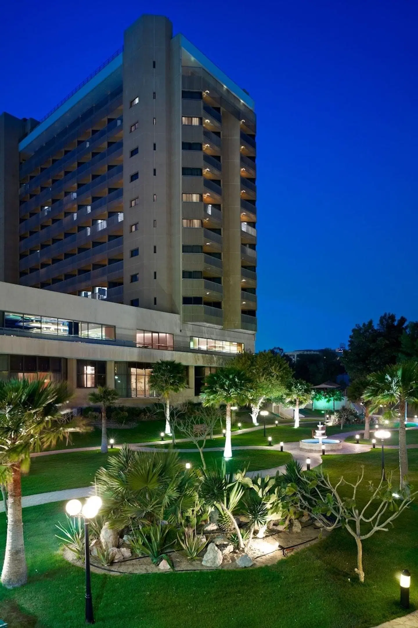 Le Méridien Al Khobar EXTERIOR
