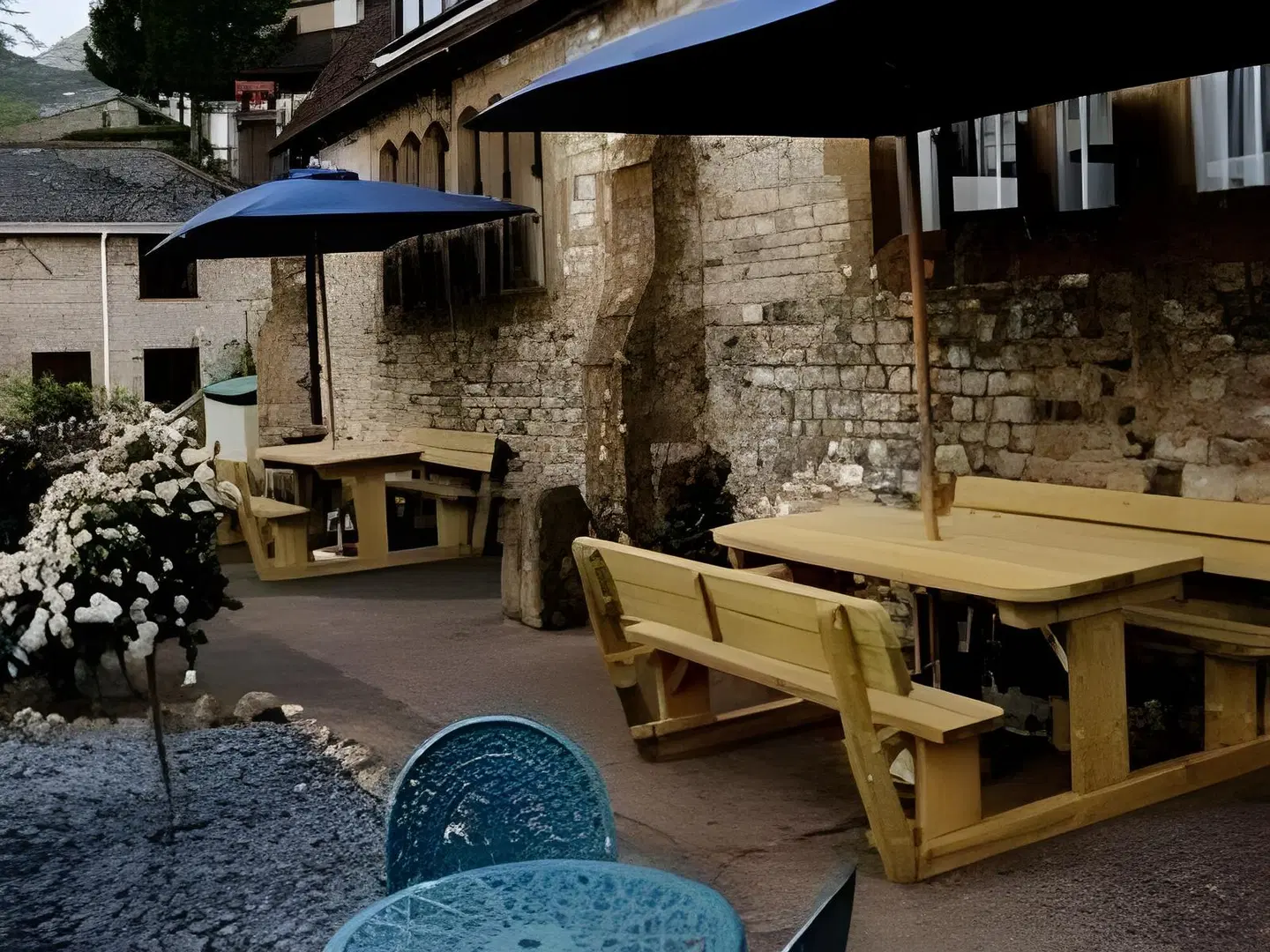 The Belfry at Yarcombe Terrasse