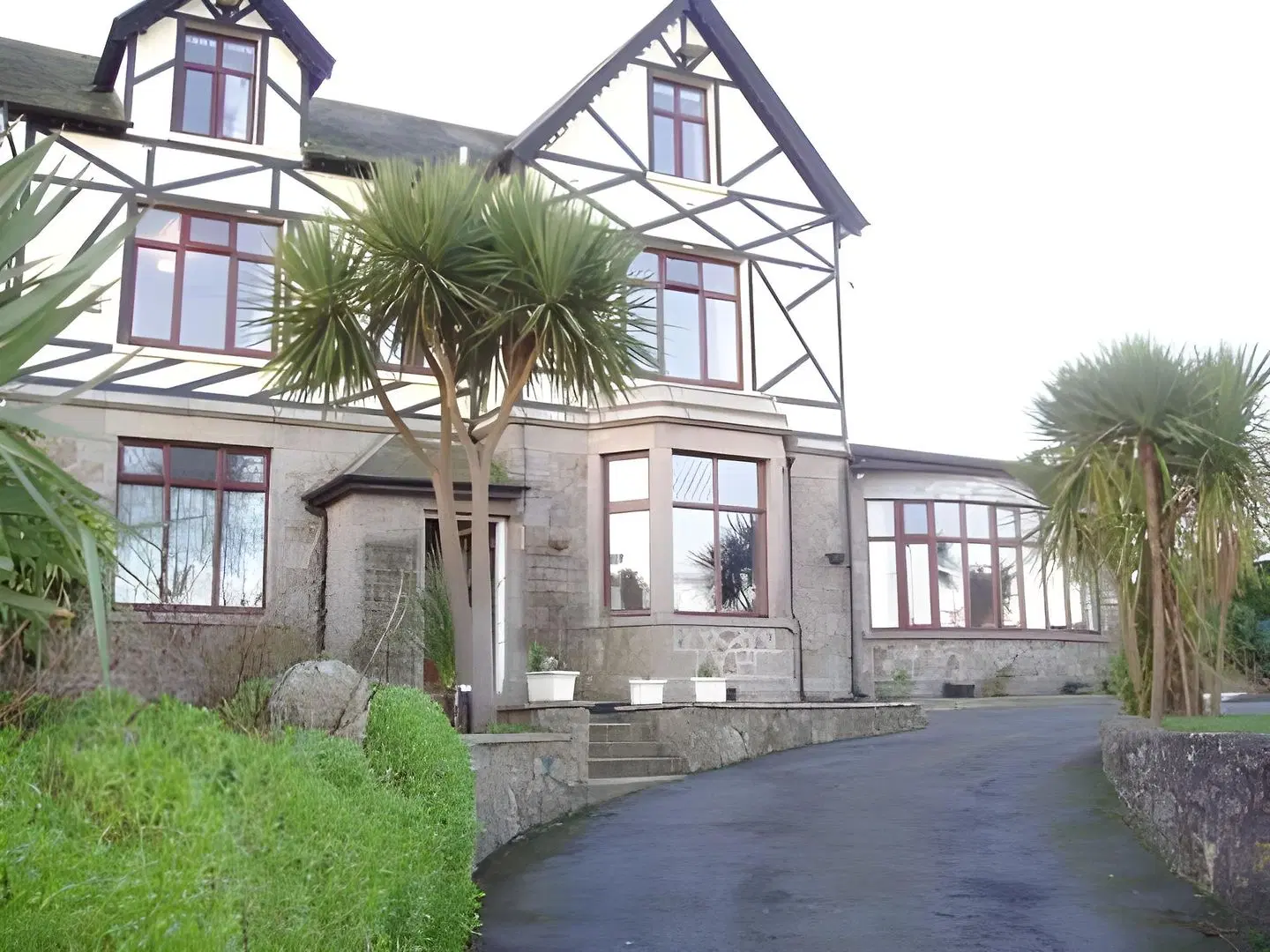 The Gannet Inn EXTERIOR