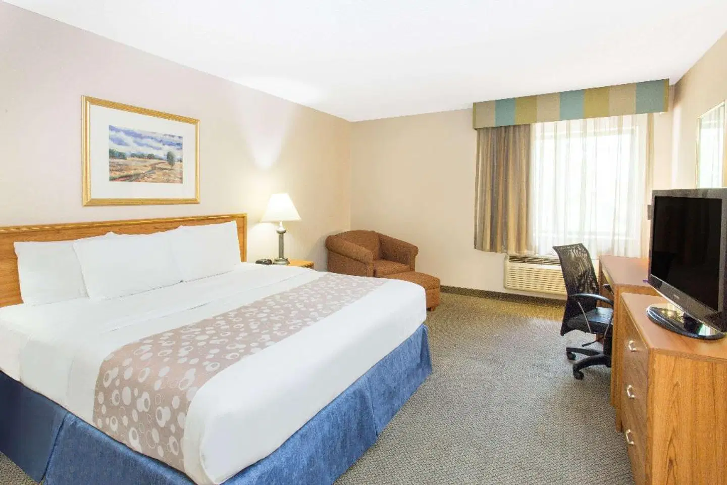 Baymont by Wyndham Davenport ROOM_EXAMPLE