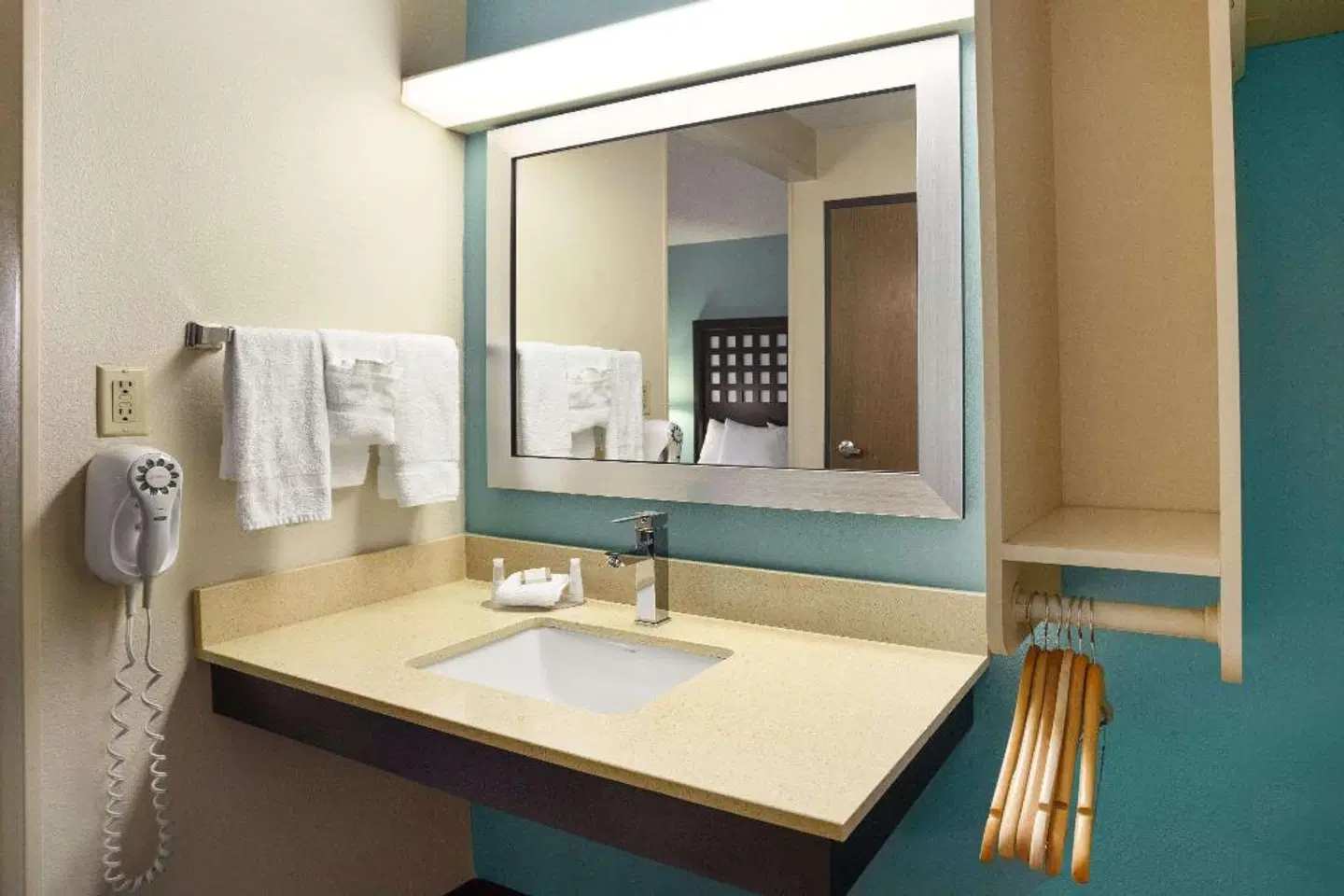 Baymont by Wyndham Fort Smith Badezimmer