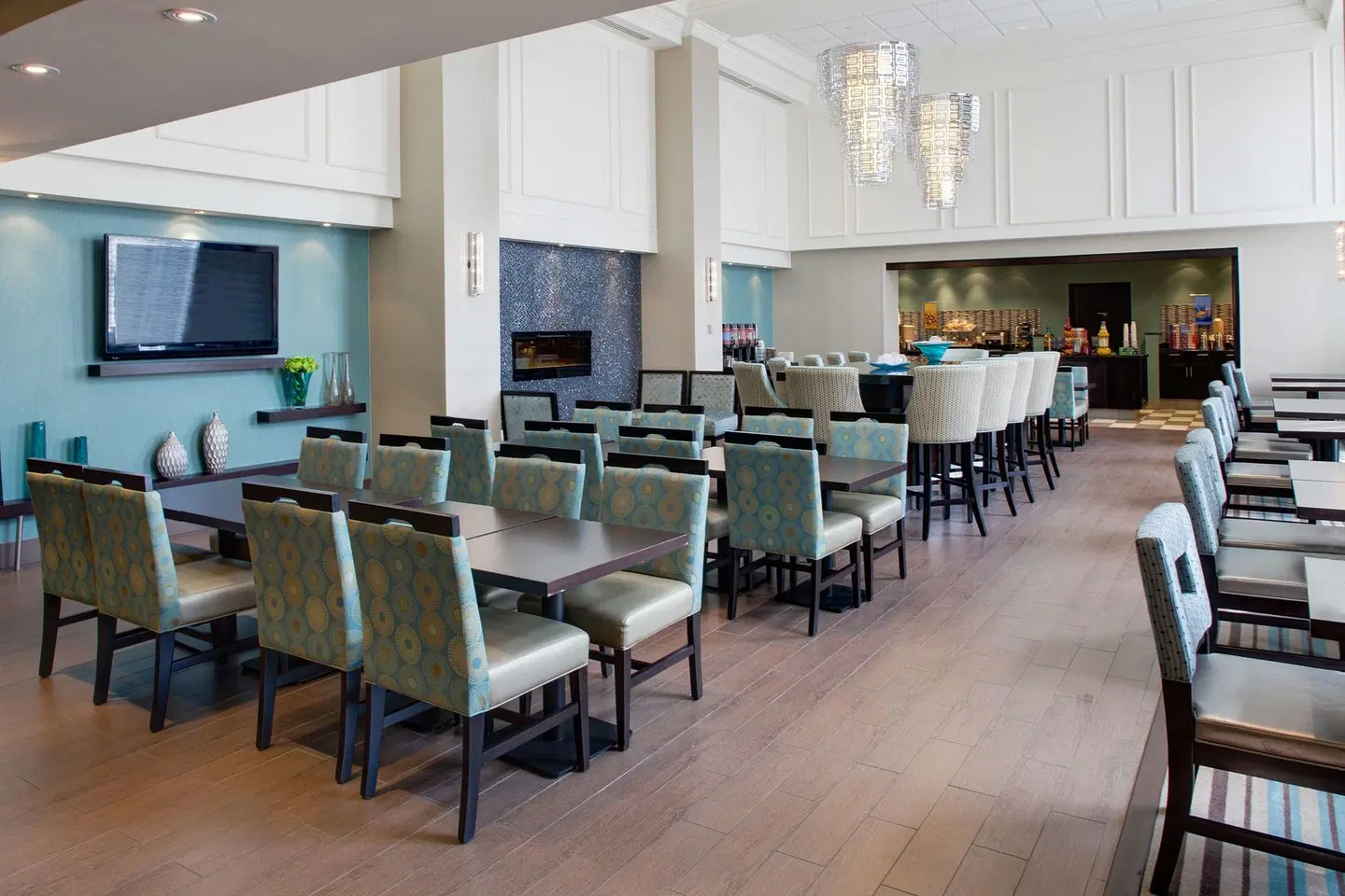 Hampton Inn & Suites by Hilton Toronto Airport Restaurant