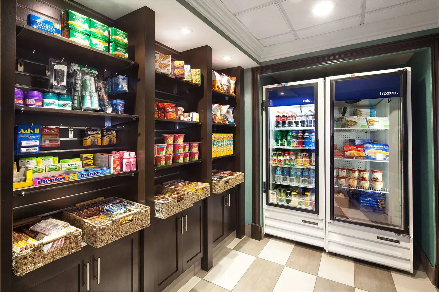 Hampton Inn & Suites by Hilton Toronto Airport Restaurant