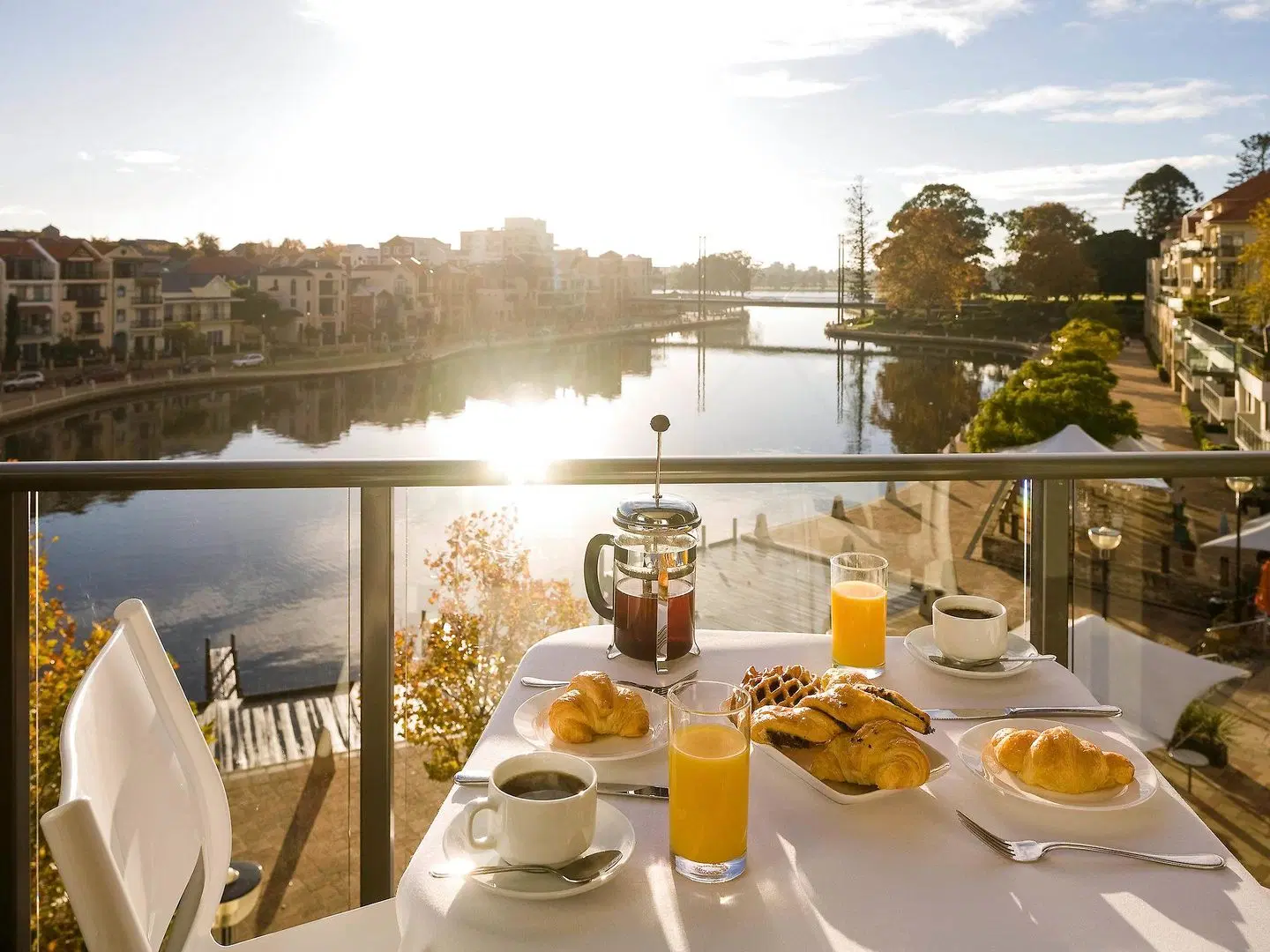 East Perth Suites Hotel Restaurant