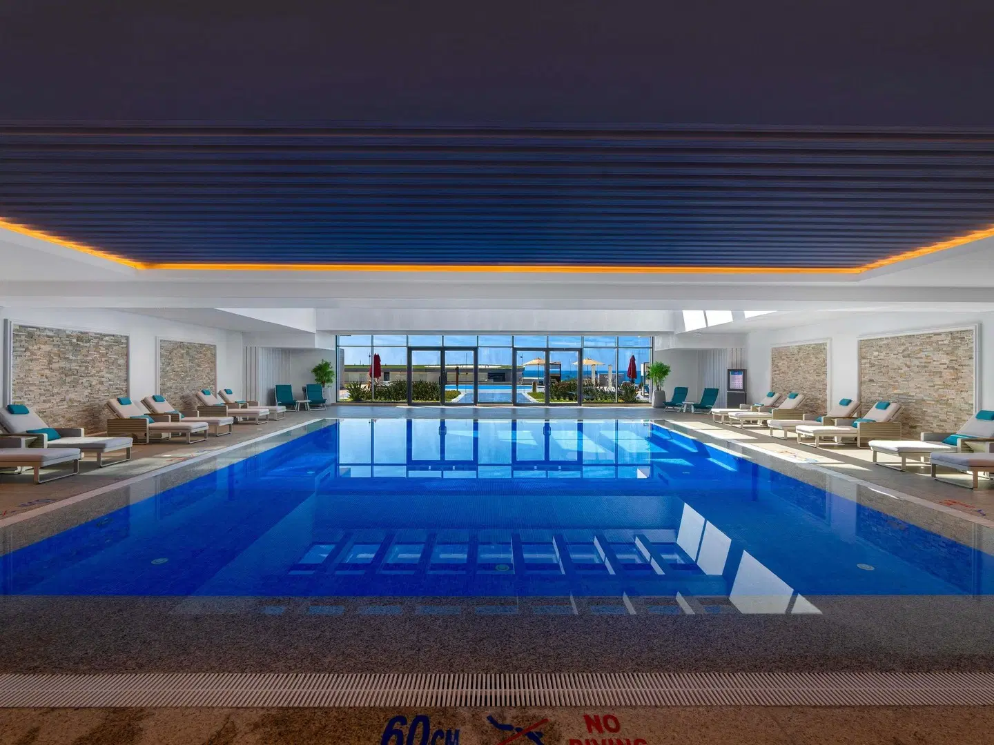 Rixos Premium Alamein Hallenbad