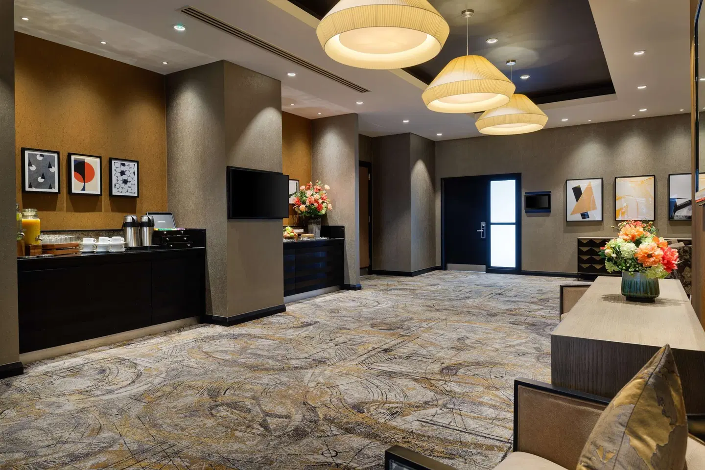 DoubleTree by Hilton Hotel Woking ROOM_EXAMPLE