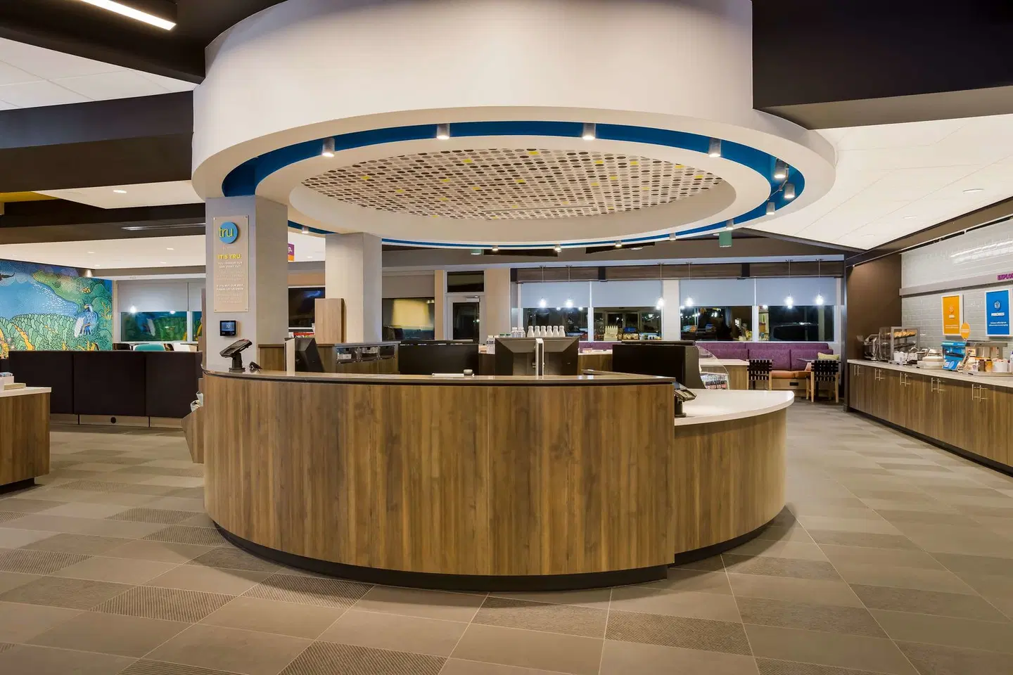 Tru by Hilton Traverse City LOUNGE_LOBBY